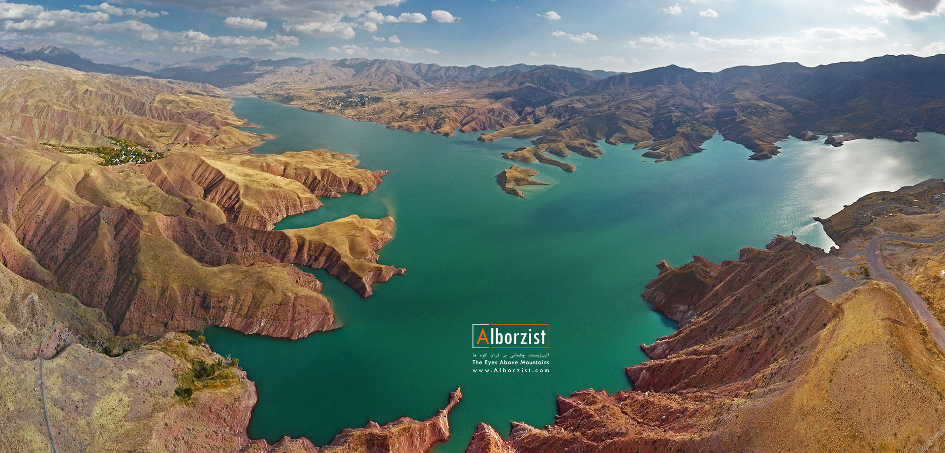  تصویر هوایی دریاچه سد طالقان در کوهستان البرز